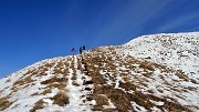 29 In decisa salita verso l'anticima sud di Cima Grem 